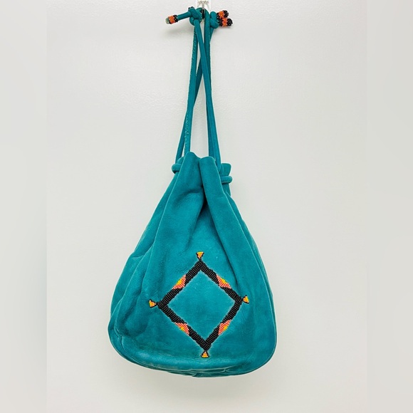 ❌SOLD❌ 🌼MARKDOWN🌼 Teal Faux Suede with Bead Work Design Drawstring Bag - Picture 12 of 12